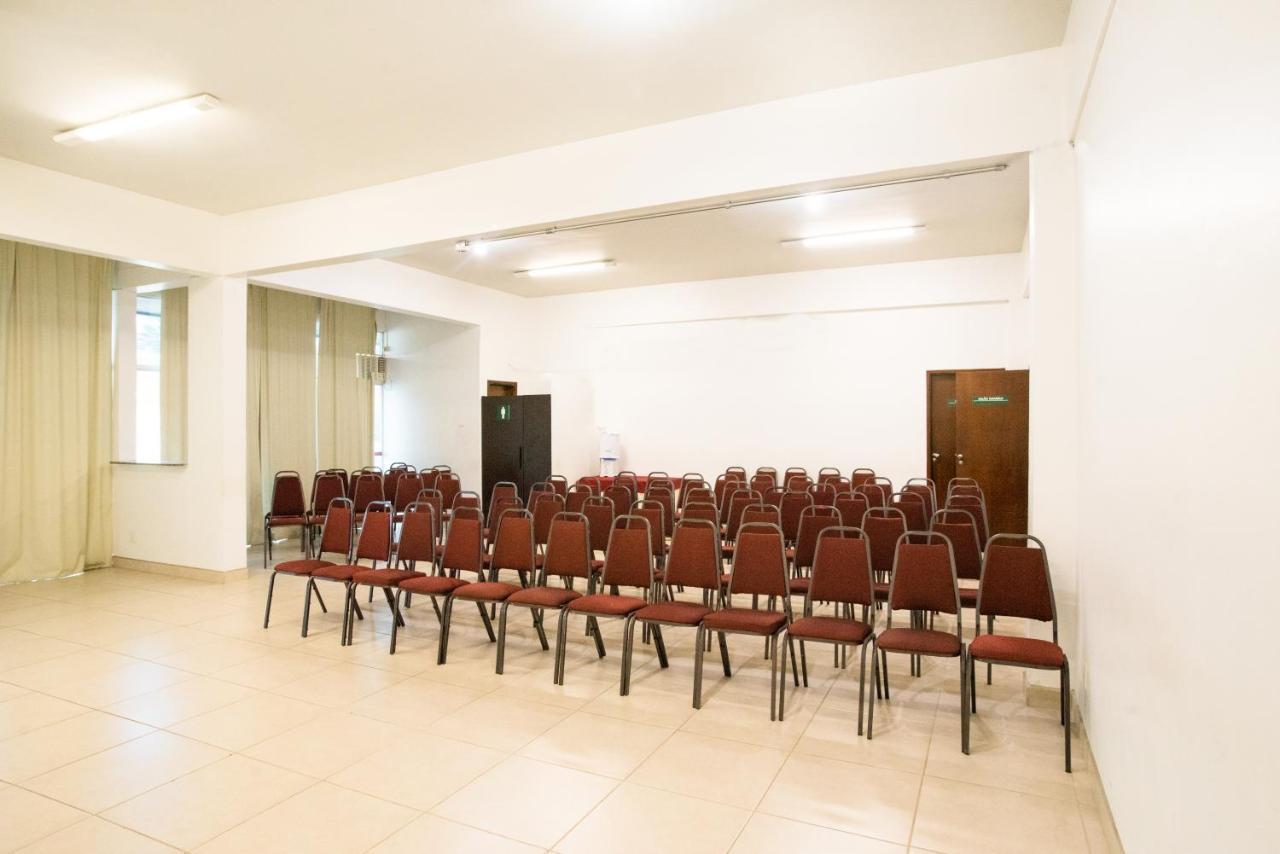 Podium Apart Hotel Varginha  Eksteriør billede